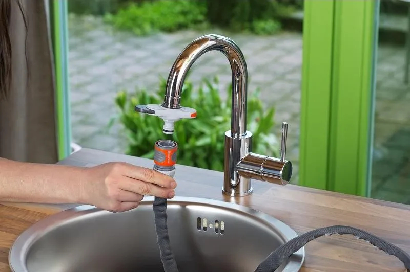 Штуцер Gardena для підключення до водопровідних кранів 1/2 (18210) 2