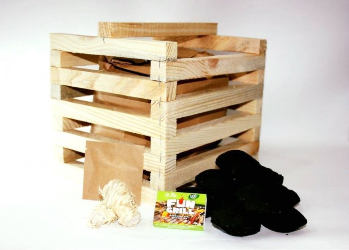 Деревне вугілля Fun Grill в брикетах (комплект з роспалом), 2,5 кг 4