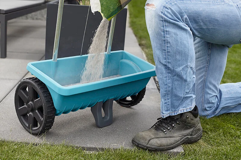 Розкидувач-сівалка ручна L 12.5л, Gardena, 00432 3