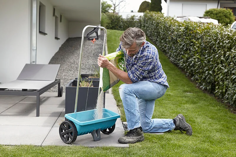 Розкидувач-сівалка ручна L 12.5л, Gardena, 00432 2