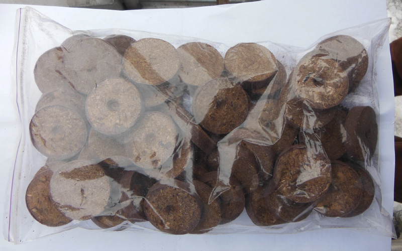 Торф'яна таблетка Ellepress (Еллепресс) 50шт, 36мм, TM RosLa (Зростала) 3