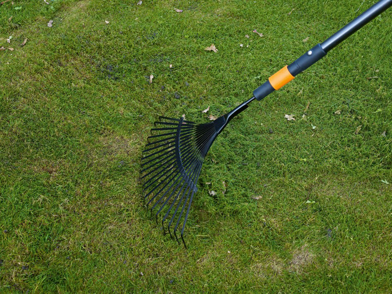 Грабли для листьев, 22 зубов, Fiskars, 135201(1000644) 2