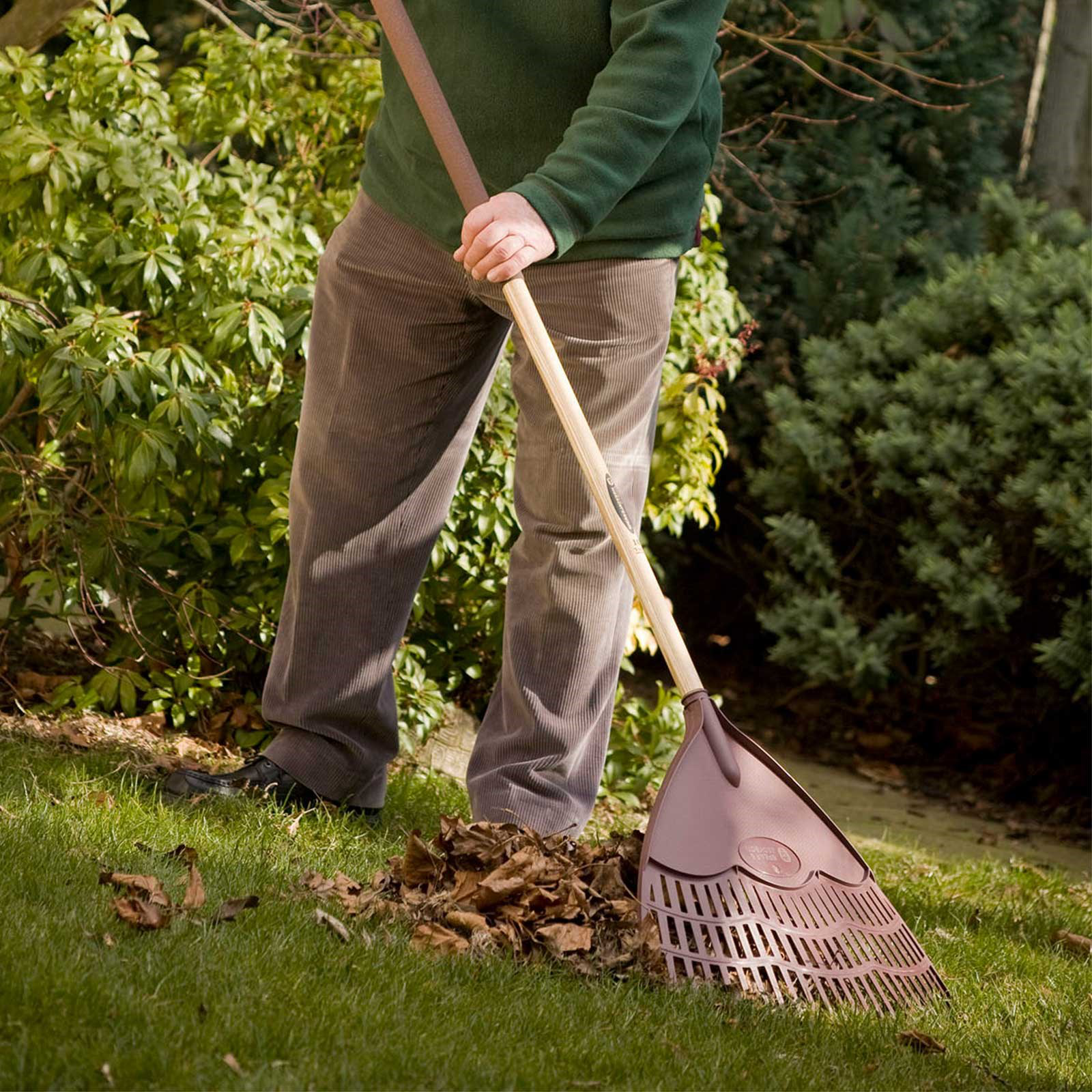 Пластикові граблі для листя 4184NB, Spear & Jackson 3