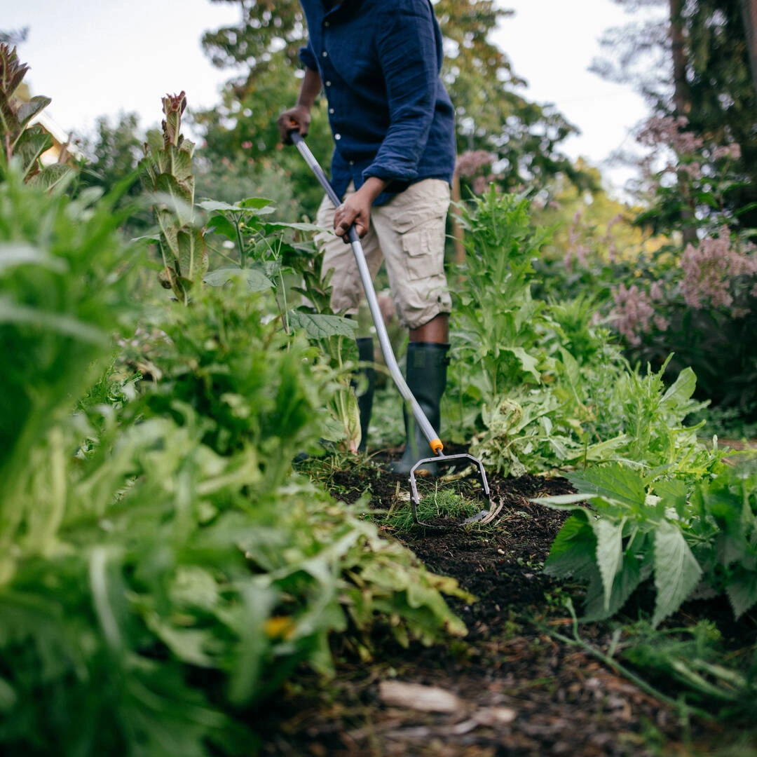 Мотика-розпушувач від бур'янів S-ручка Fiskars Ergonomic (1077111) 3