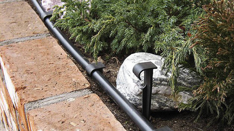 Кілок SL-150-K для крапельних стрічок садових шлангів трубок 20мм, Santehplast 2