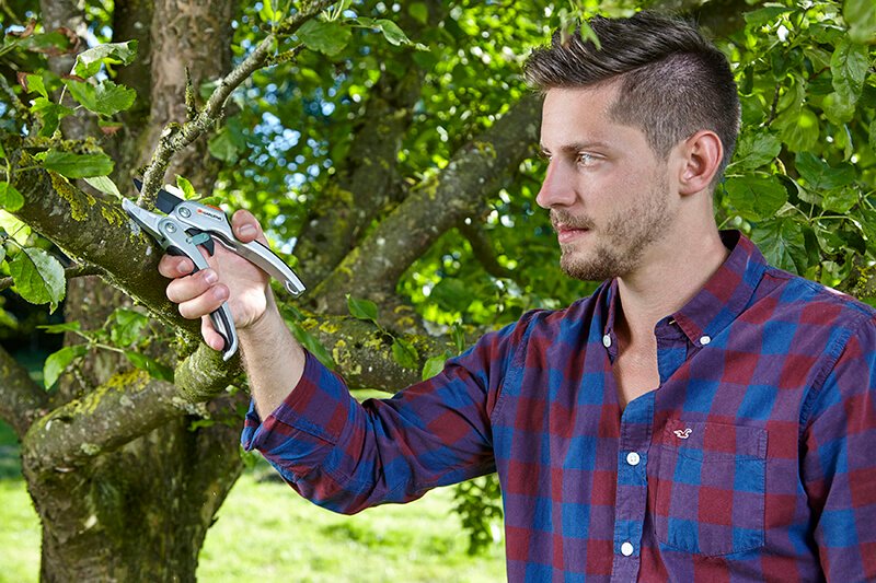 Секатори з храповим механізмом Comfort SmartCut, Gardena, 08798 5