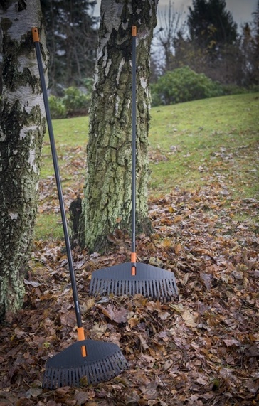 Граблі-насадка для листя Fiskars Solid L 135 014 (1014915) 5